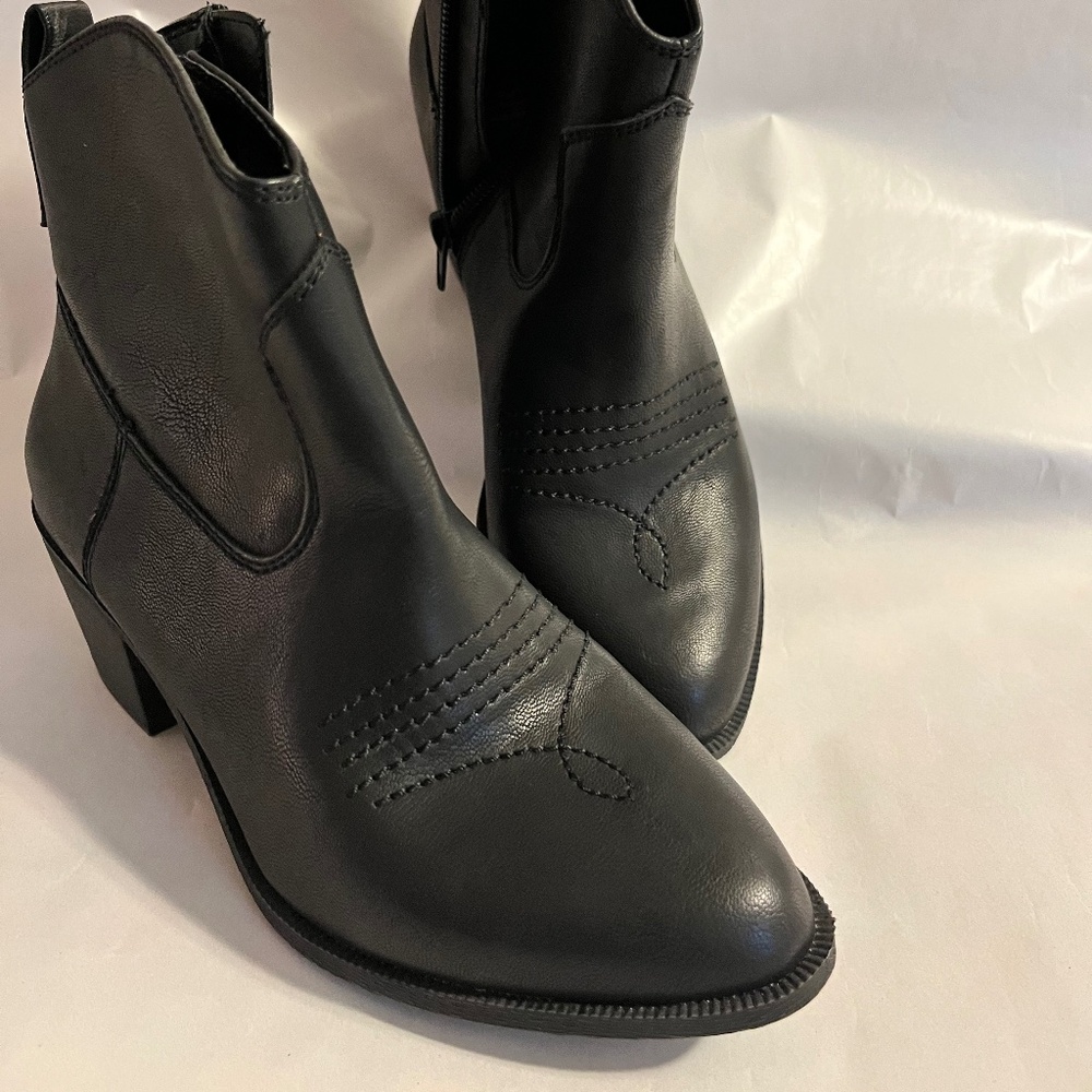 STYLE & Co Cowboy Western Boots BLACK 5M Mandyy Vegan